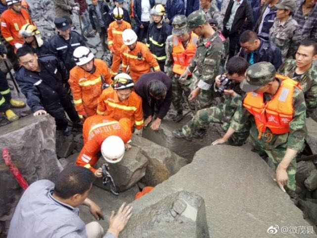 茂县新磨村发生山体垮塌 100余人被掩埋