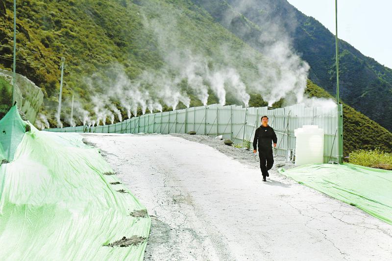 松潘县岷江村扬尘污染治理积极推进