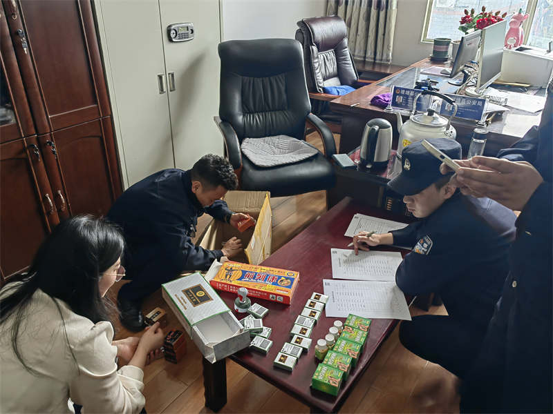 理塘县公安局破获首例销售有毒有害食品案