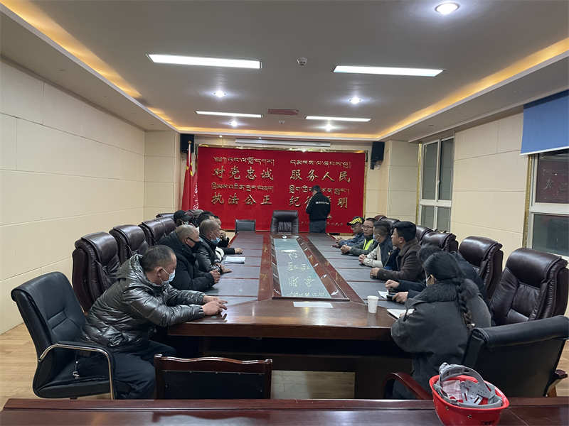 理塘县：追回454.3万元民工工资