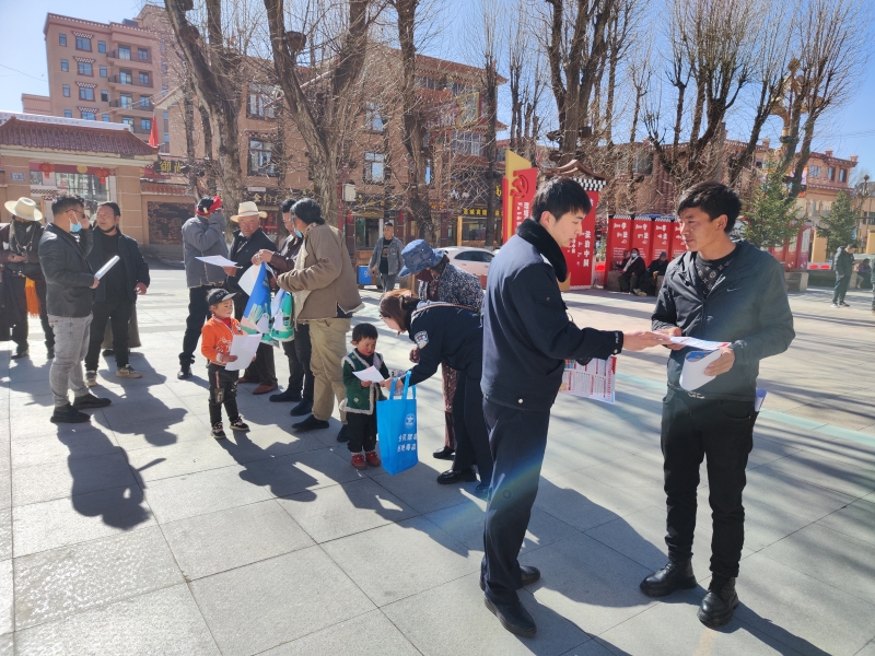 理塘县：开展国家安全宣传教育系列活动