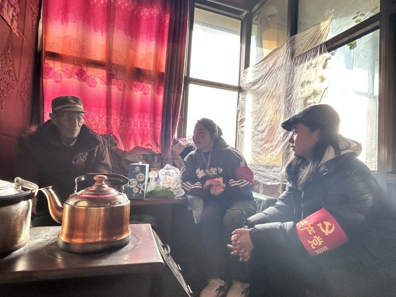 若尔盖县：为社会组织校准“红色指针”